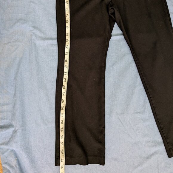 Sleek and petite straight-leg black slacks - Picture 5 of 7